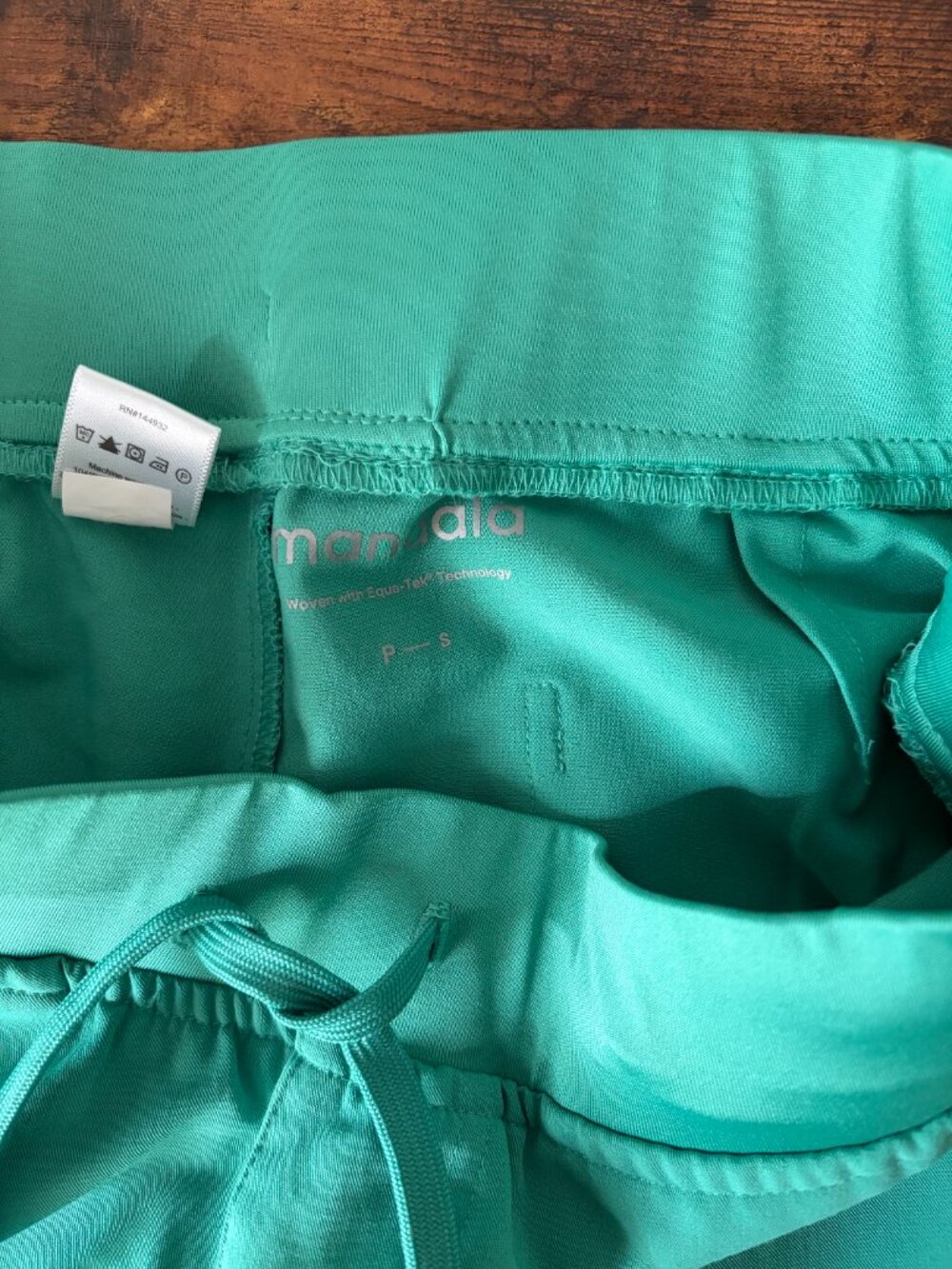 Mandala Scrubs - Picture 11 of 12